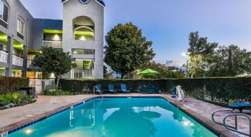 SureStay Hotel de Best Western Aeropuerto de Ontario image 11