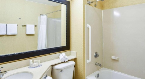 SureStay Hotel de Best Western Aeropuerto de Ontario image 30